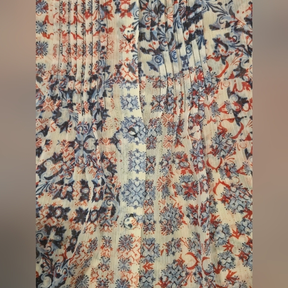 Liz Claiborne Floral Sleeveless Top - Picture 2 of 7